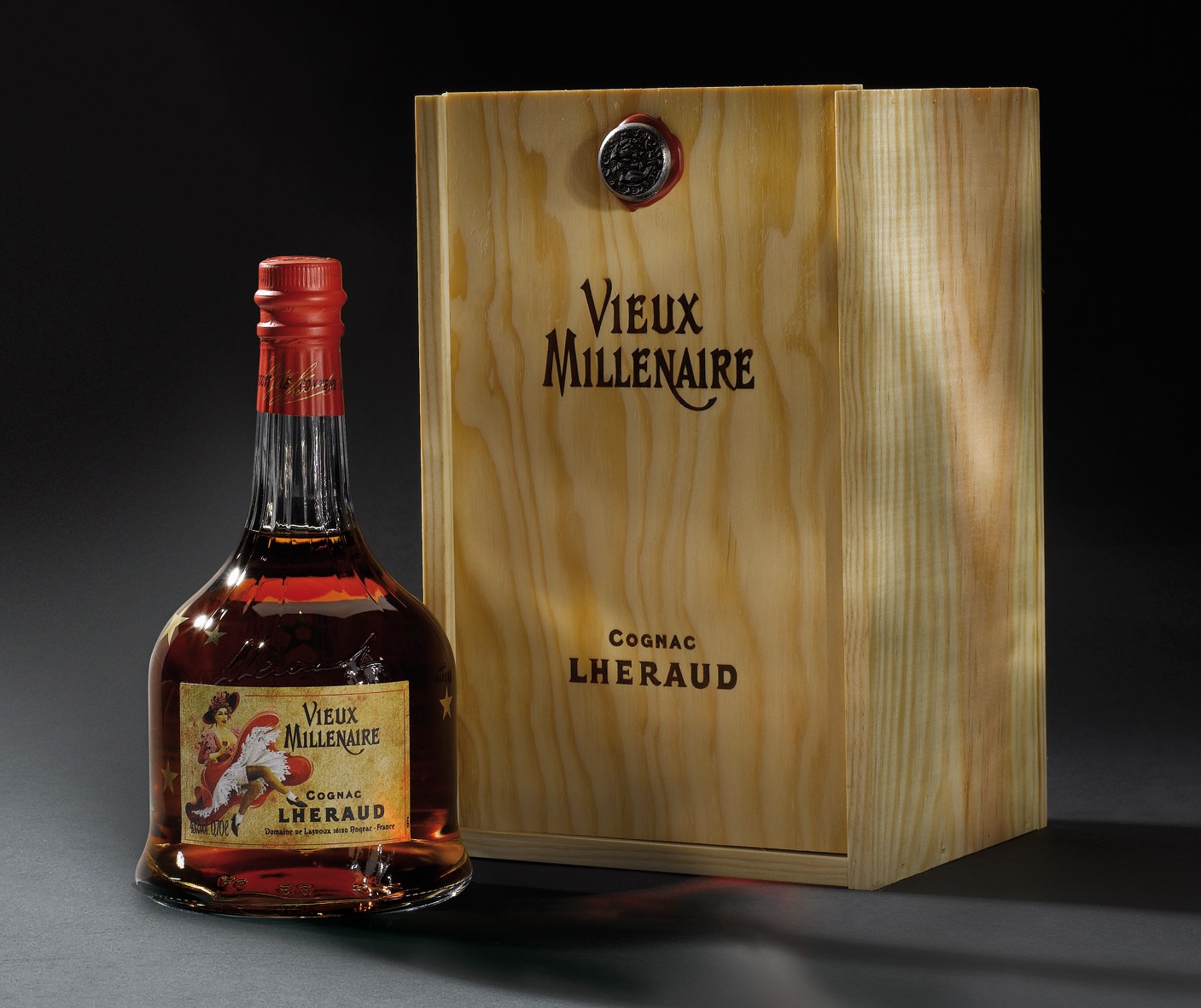 Lheraud Cognac Vieux Millenaire 43 Vol.% in Holzkiste